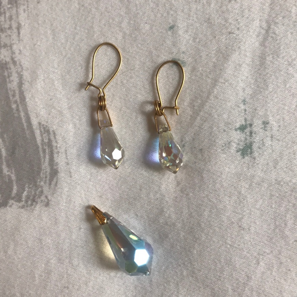 Hand made crystal and gold earrings